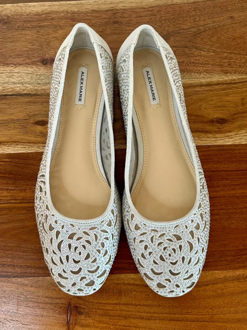 NEW Alex Marie Altana Metallic Laser-Cut Rhinestone Flats, Size 8